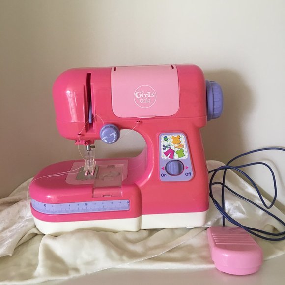Sewing Machine Toys for Girls, Toy Craft Kits - Picture 1 of 7